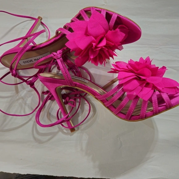 Steve Madden Jolisa Pink Sandals Satin Flower Ankle Wrap Stiletto New sz 8 - Picture 6 of 12